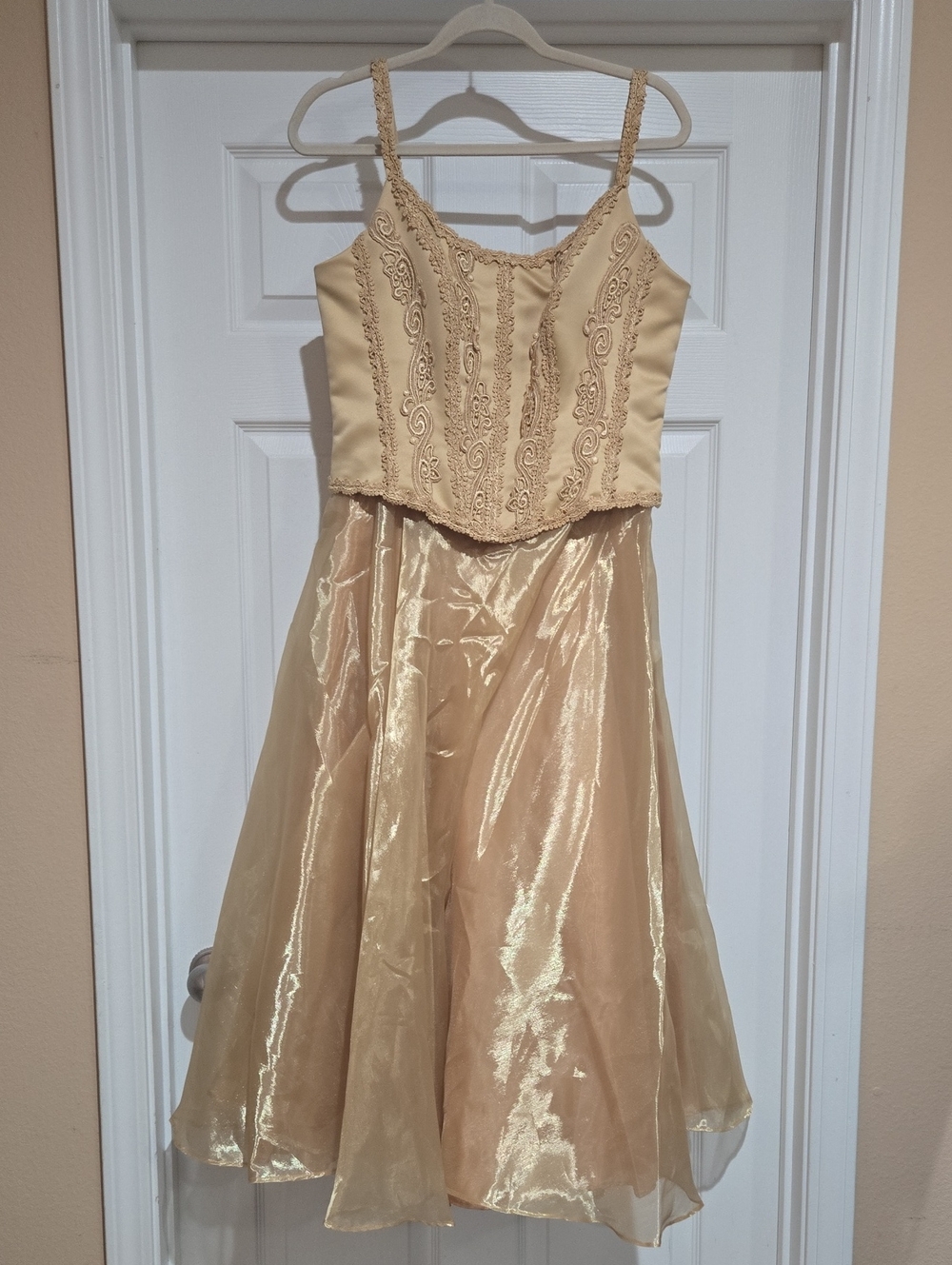 Women's Gold Party Dress with Detailed Bodice Size L